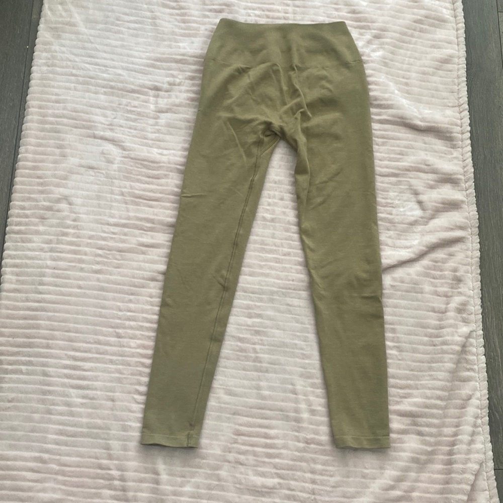 Alphalete Amplify Leggings - Size M, Not Gold